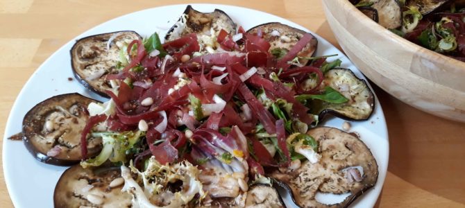 Salade d’aubergines & de viande de grison